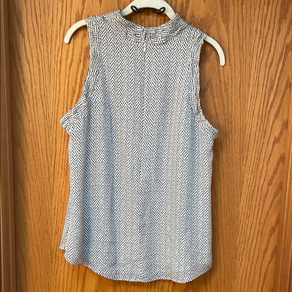 WHBM Elegant Silk Blouse - Picture 5 of 10